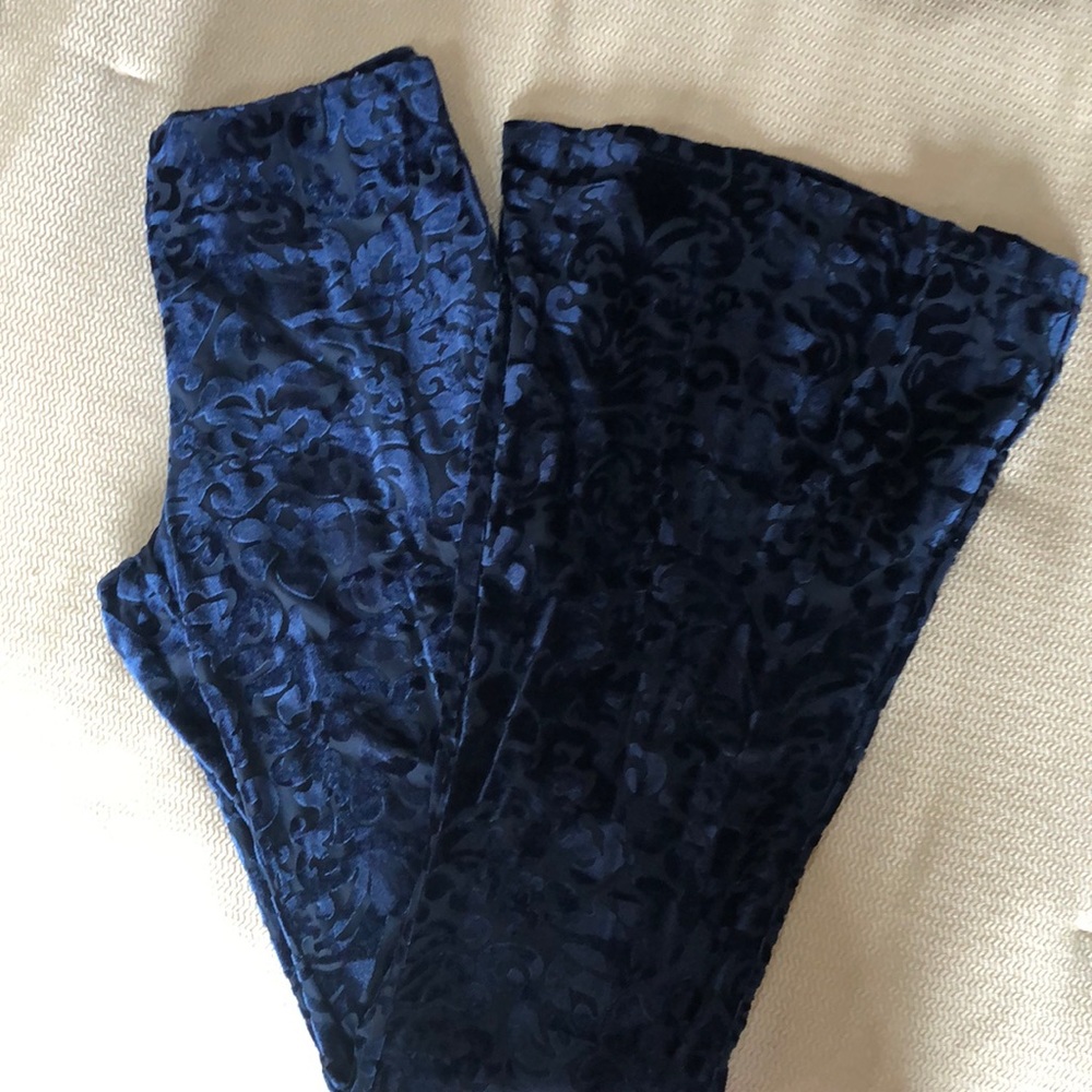 New flared pants size Small